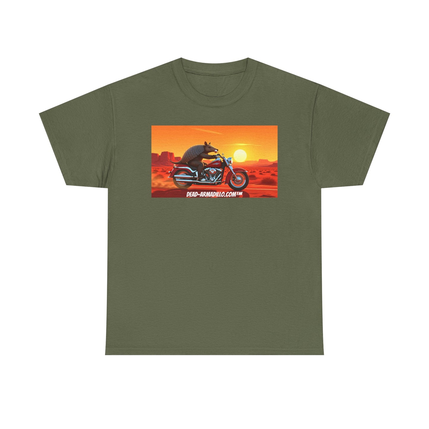 Camiseta con estampado de motociclista al atardecer | Camiseta unisex de algodón grueso | Regalo para moteros | Ropa de motociclista | Ropa de aventura | Dead-Armadillo.com™