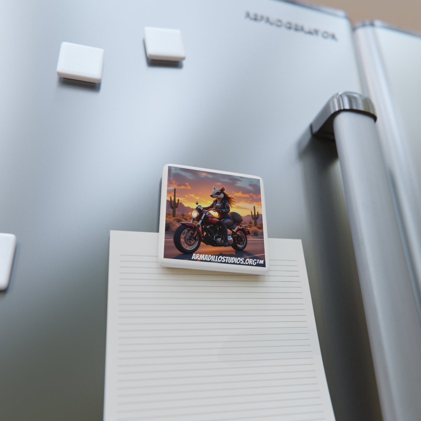 Imán de porcelana con diseño de motocicleta | Mujeres motociclistas | Regalo coleccionable | Diseño de animalito | Recuerdo de viaje por carretera | Diseño divertido