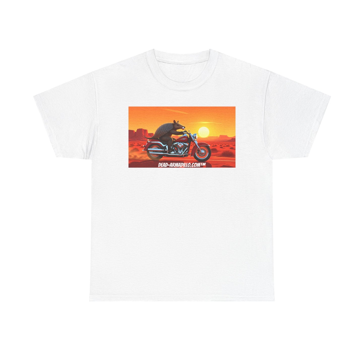 Camiseta con estampado de motociclista al atardecer | Camiseta unisex de algodón grueso | Regalo para moteros | Ropa de motociclista | Ropa de aventura | Dead-Armadillo.com™